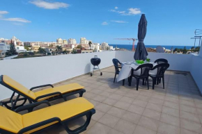 Maison avec grande terrasse